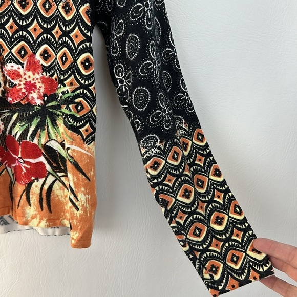 Alberto Makali Long Sleeve Leopard Graphic Pullover Top - Picture 3 of 9